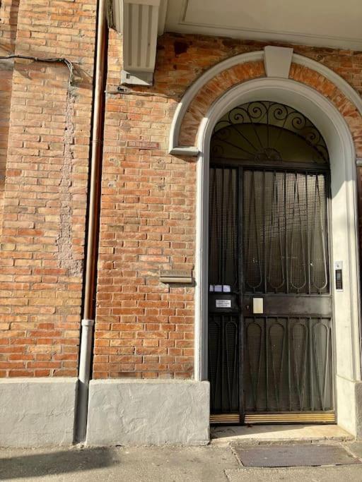 Deliziosa Casetta A Bologna Bagian luar foto